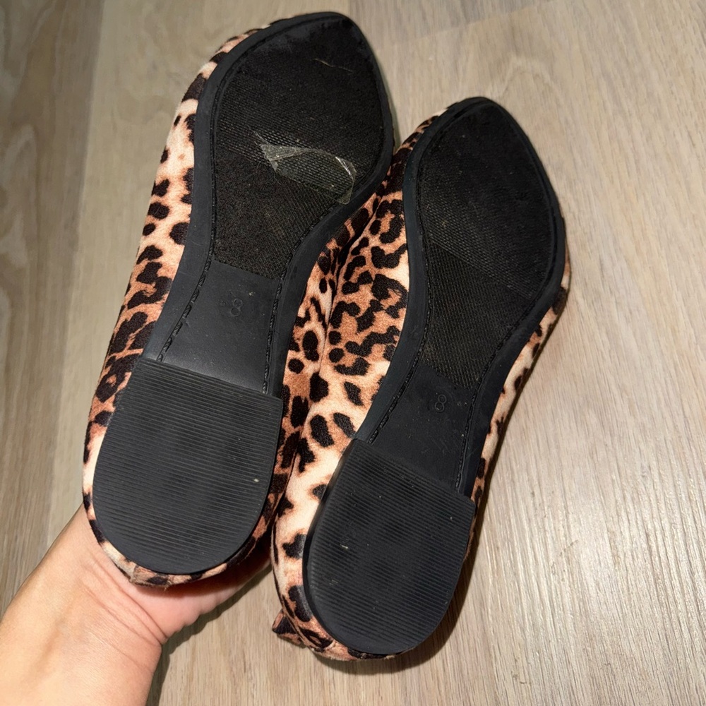 Leopard Print Flats Loafers by Wild Diva - Size 8 - Picture 4 of 4